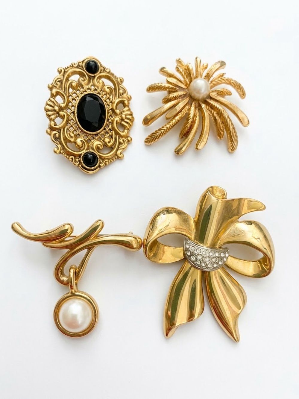 Vintage Gold tone Broach Collection